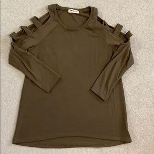 Impressions peep hole sweater